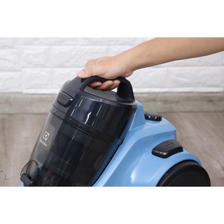 Máy hút bụi Electrolux EC31-2BB 1800W