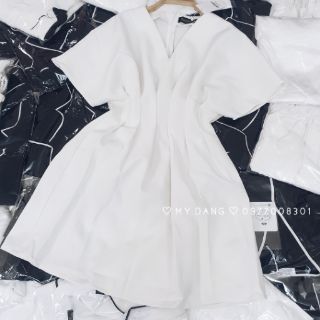Váy trắng cổ V xếp ly eo ( Ảnh thật chèn tên )