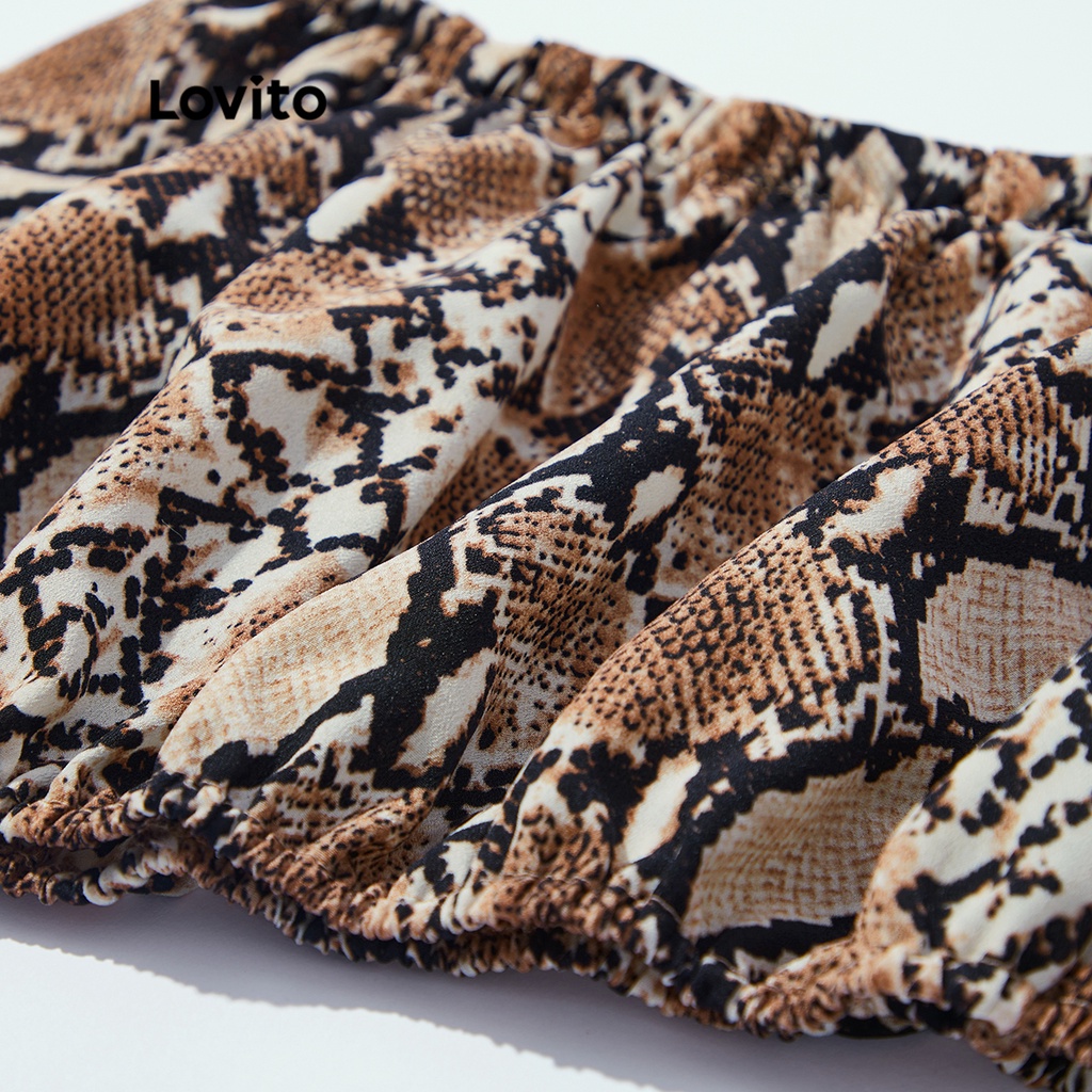 Áo kiểu Lovito dáng ôm vừa vặn vai thẳng in họa tiết da báo phong cách thường ngày L17D029 (Nâu)