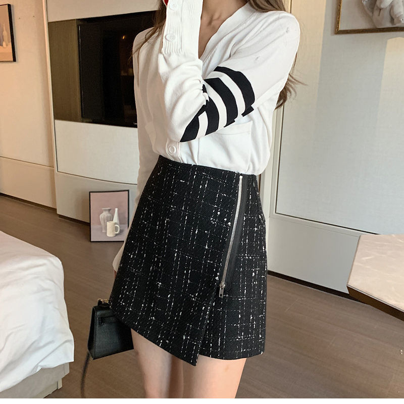 Quần short giả váy chữ A lưng cao phong cách mùa thu D113 | BigBuy360 - bigbuy360.vn