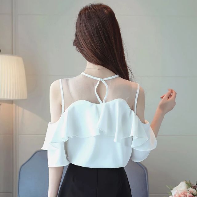 Áo trễ vai ren quảng châu