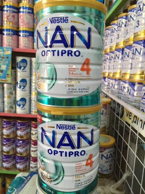 Sữa bột Nan Optipro 4 900g  date thang 12.2021