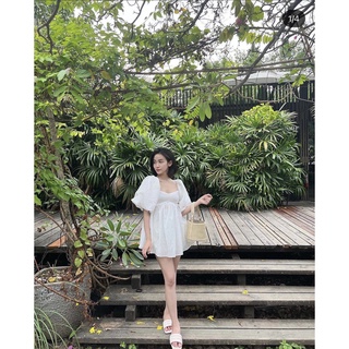 Set áo babydoll trắng vải ô + short