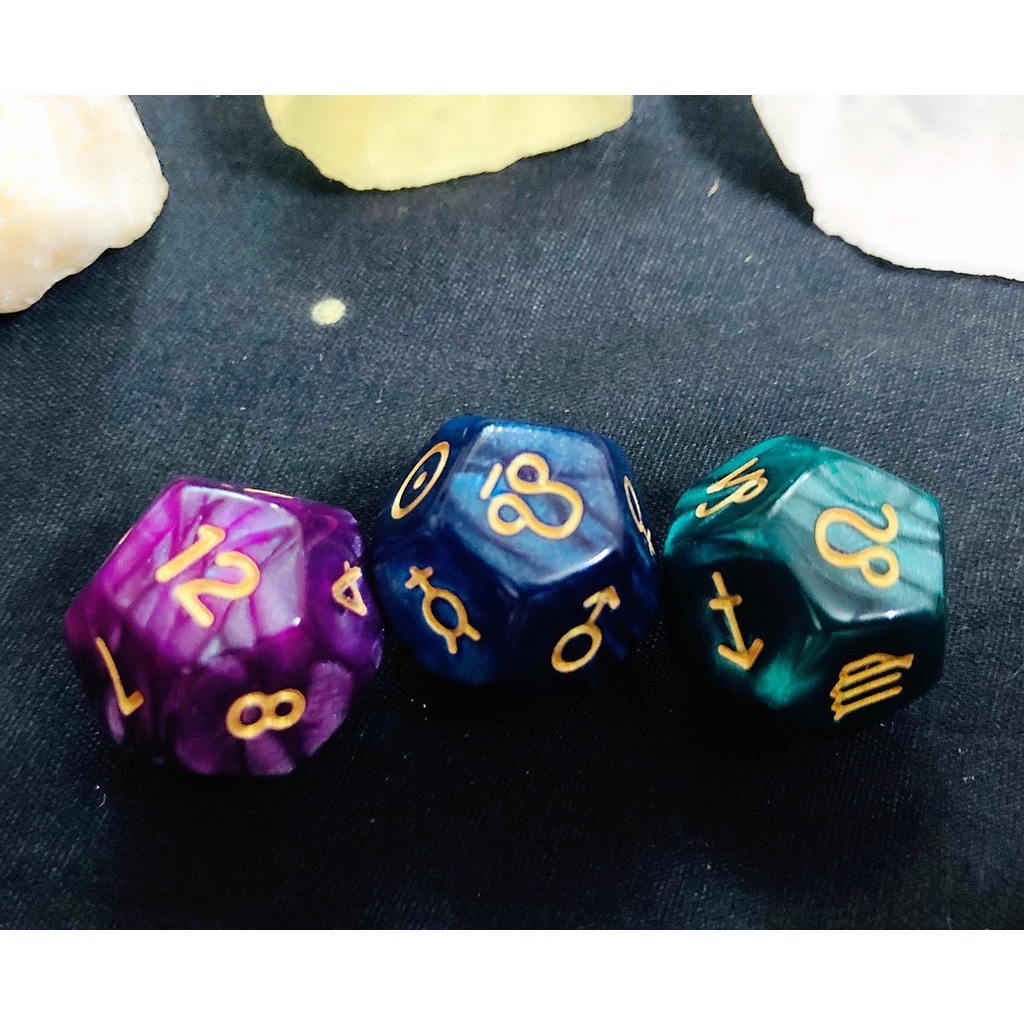 Set 3 viên xúc xắc nhựa tarot và chiêm tinh