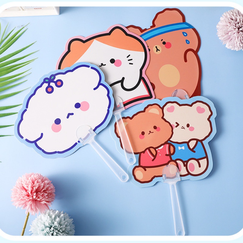 Quạt cầm tay dễ thương nhỏ gọn