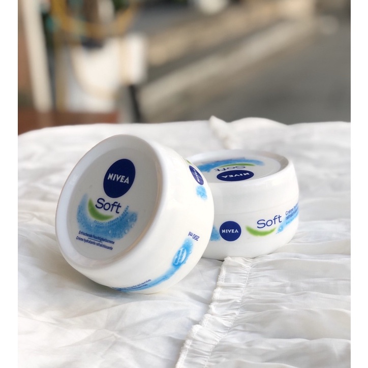 [Cam kết chính hãng] - Kem Dưỡng Thể Nivea Soft – 3 Trong 1 Chuyên Nâng Tone Trắng Da, Sáng Da, Cấp Ẩm