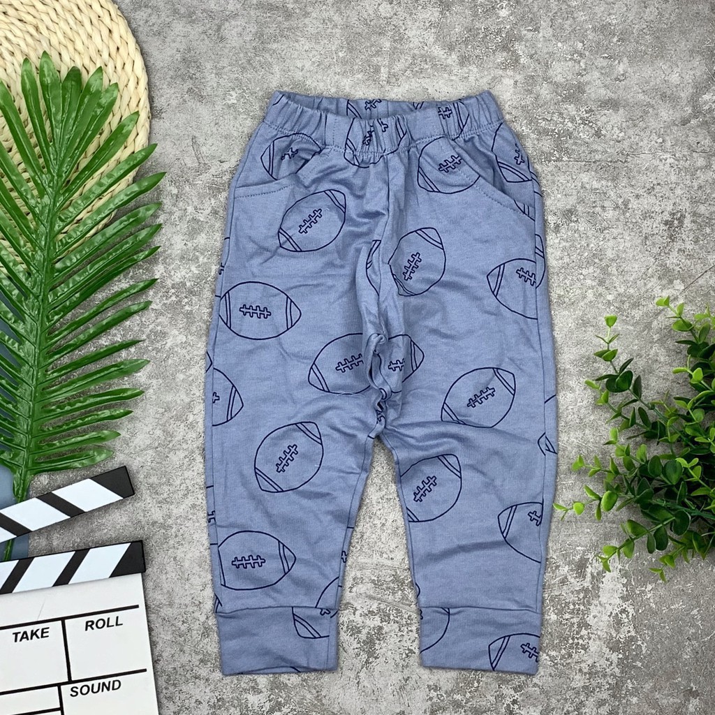 Quần nỉ da cá thu đông họa tiết bo gấu bé trai, bé gái size 1-10T, cho bạn từ 10-30kg. Chất nỉ da cá đẹp, đanh tay, ấm