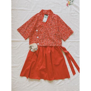 Set hanbok ngắn (áo + chân váy)