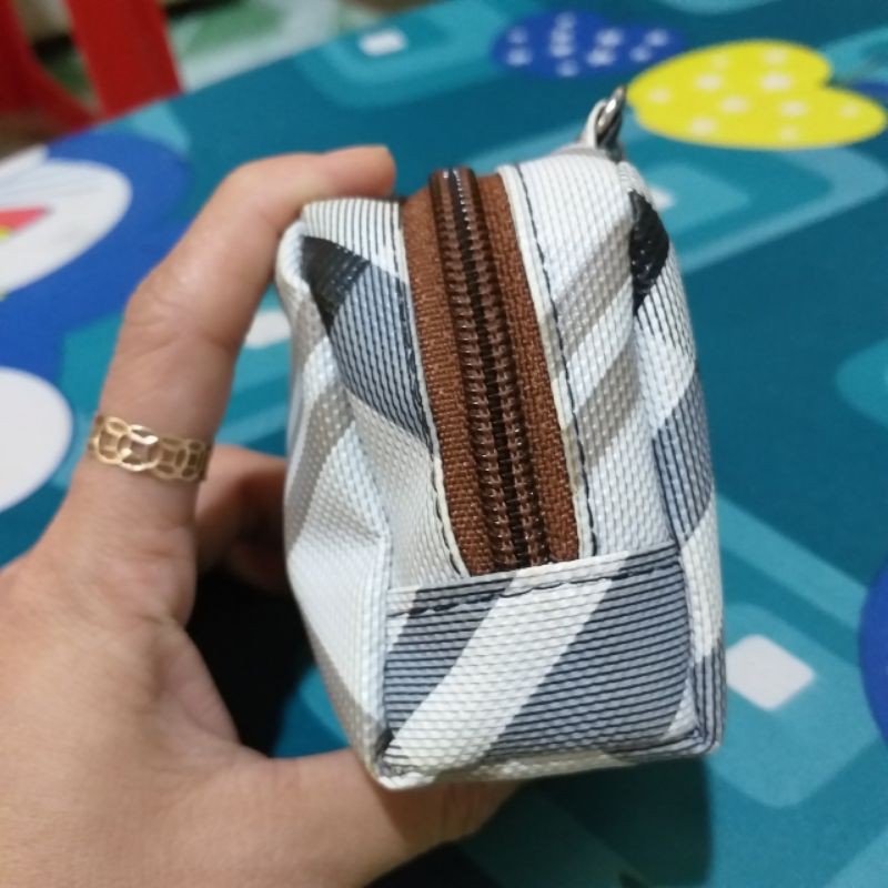 Móc khóa ba lô sọc màu 1 ngăn