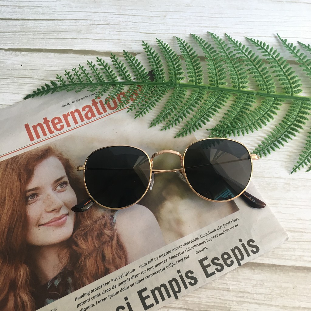 Kính Tròn Nam Nữ Phong Cách Thầy Bói Ngộ Nghĩnh | BigBuy360 - bigbuy360.vn