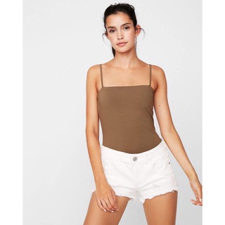 Quần short trắng Exprss xuất xịn