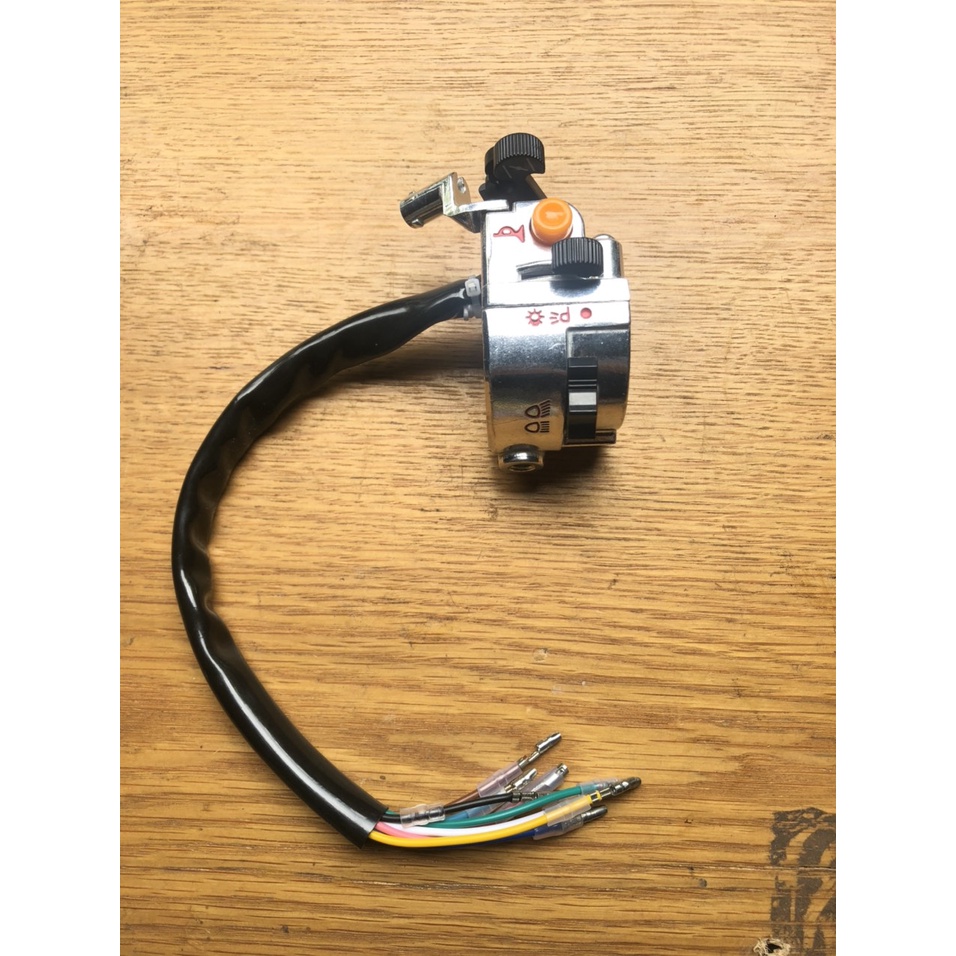 Cùm công tắc cúp 82 Nhật cũ có đề hoặc không đề sản phẩm chính hãng công ty ráp zin theo xe