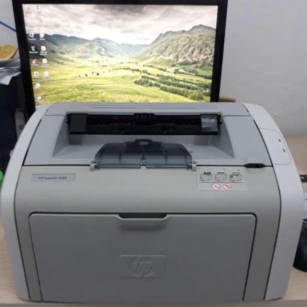 Máy in hp laserjet 1020. Hình thức nhỏ gọn. In siêu bền hộp mực to bản in sắc nét. Lên hệ 0974829289