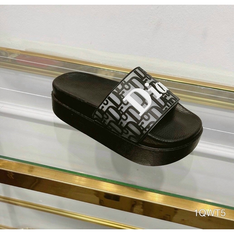 Dép Bánh Mì QC Bảng Ngang Chữ Siêu Êm Đẹp