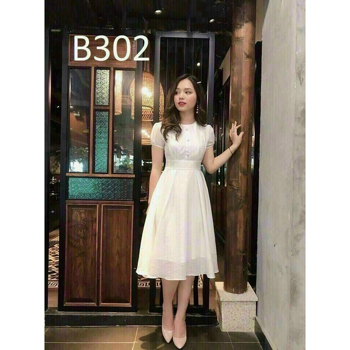 Đầm tiểu thư tay con đính nút ba màu xanh trắng và đỏ