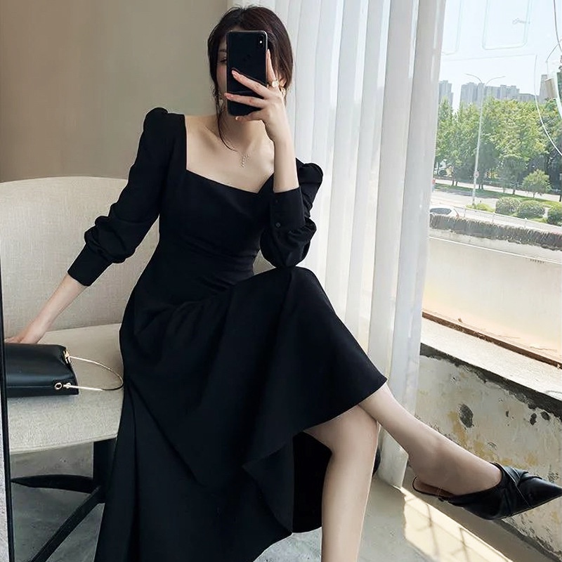 Đầm IELGY cổ vuông tay dài phong cách hepburn pháp thời trang màu đen dành cho nữ