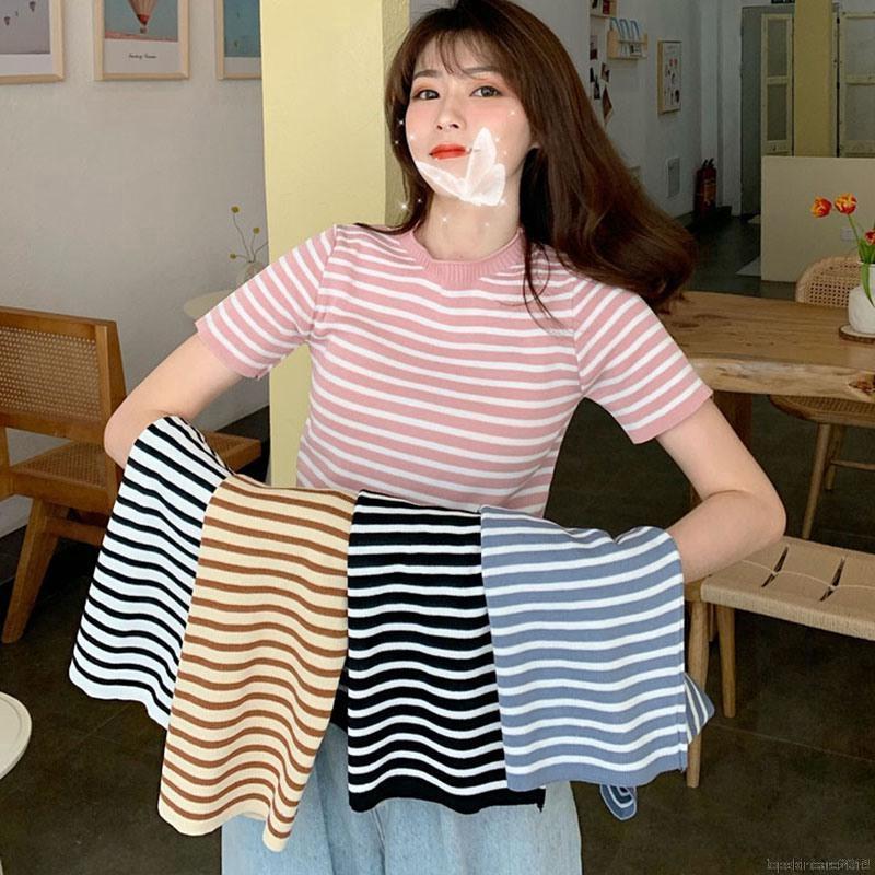 Áo Dệt Kim Nữ Cổ Tròn Kẻ Sọc Phong Cách Hàn Quốc