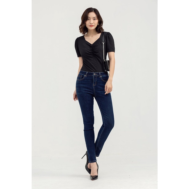 Áo thun tay ngắn cổ tim nhún ngực , chất liệu vải cao cấp, thoải mái Freelancer - FWTS22SS04L