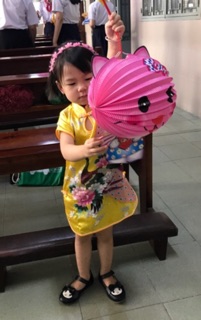 SƯỜN XÁM DIỆN TẾT CHO BÉ YÊU
