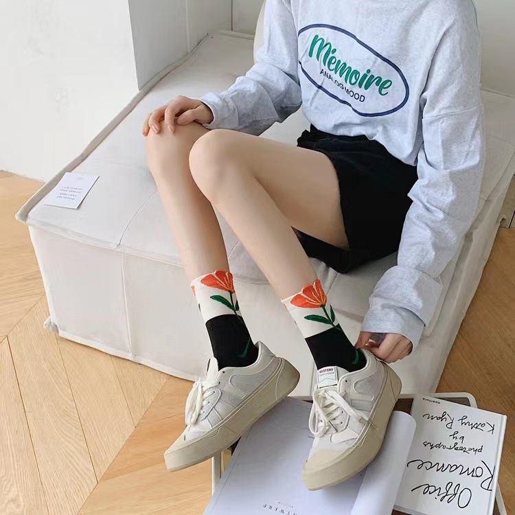 Vớ Lửng Họa Tiết Hoa Ba Chiều Phong Cách Nhật Bản Mới Dành Cho Nữ