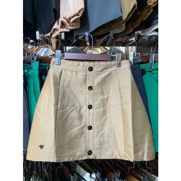 CHÂN VÁY TAFTA ONG CÚC GIỮA DÁNG A LOẠI 1 MS24816