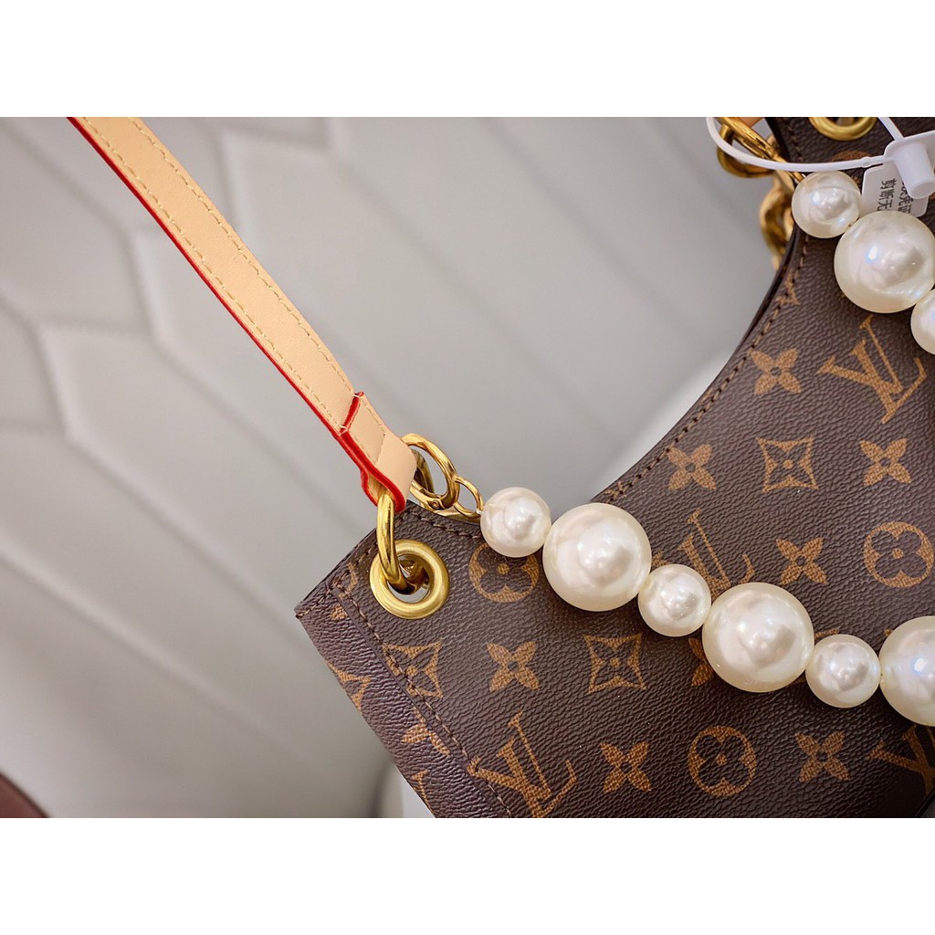 Túi Da Xích Vàng + Ngọc