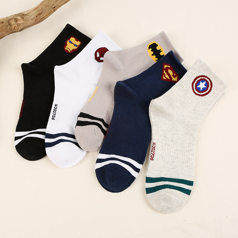 Tất Nam Co Giãn Mềm Mại In Hình Siêu Anh Hùng Marvel