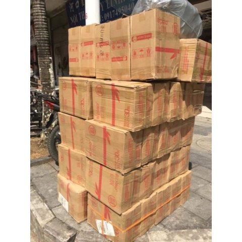 1 Thùng 30 gói giấy gấu trúc loại 300 tờ hàng  chuẩn