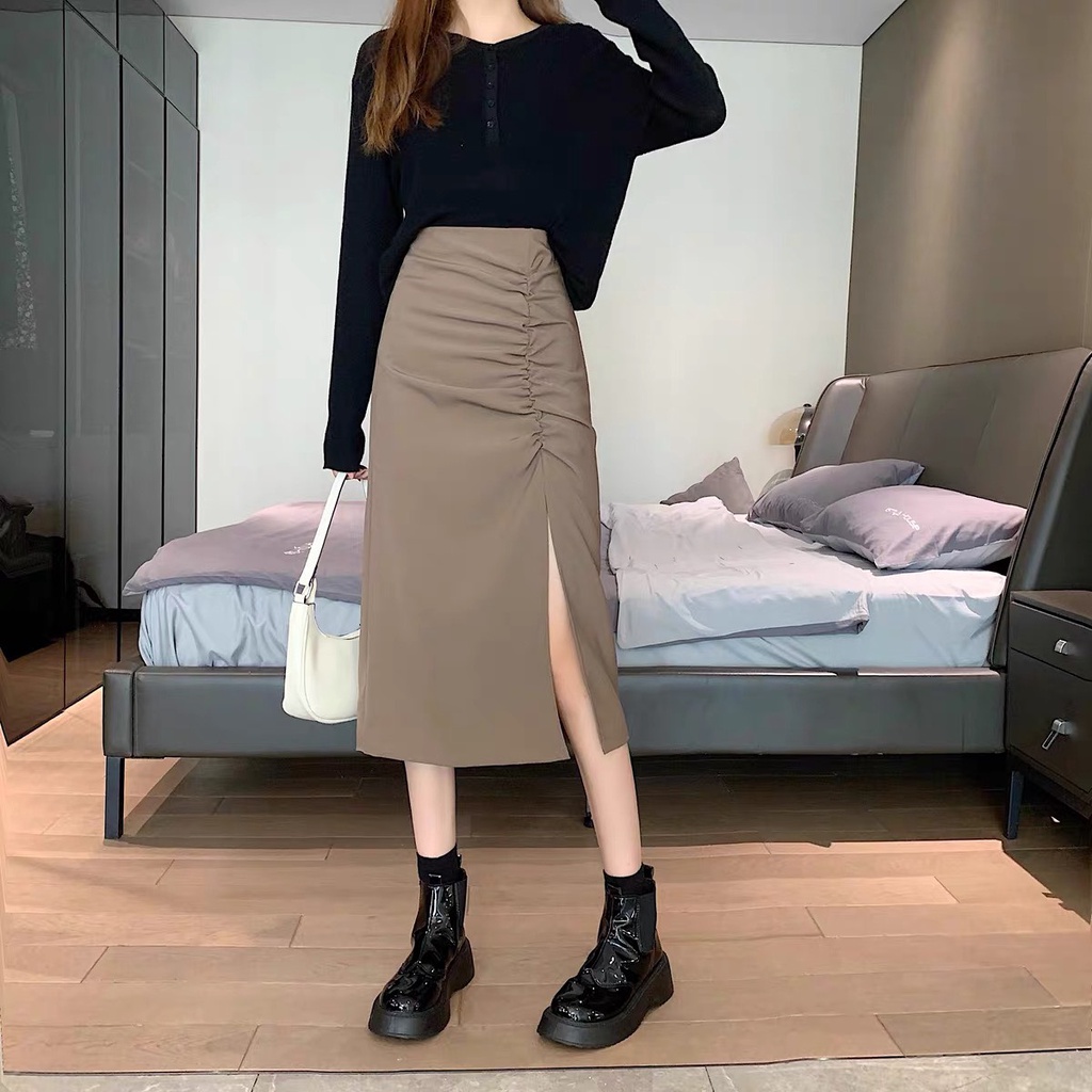 Chân váy nữ dáng dài xẻ tà có nhún ngay eo, chân váy lưng cao dáng dài chất vải dày dặn Okélla
