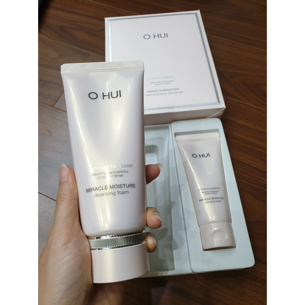 Sữa rửa mặt dưỡng ẩm & trắng da Ohui phiên bản lớn 200ml (Ohui Miracle Moisture Cleansing Foam special set) 2 sp