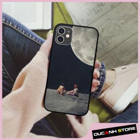 Ốp lưng iphone hình two people on the moon collage art pop art chống sốc  cho các dòng SAMSUNG PAP20211020