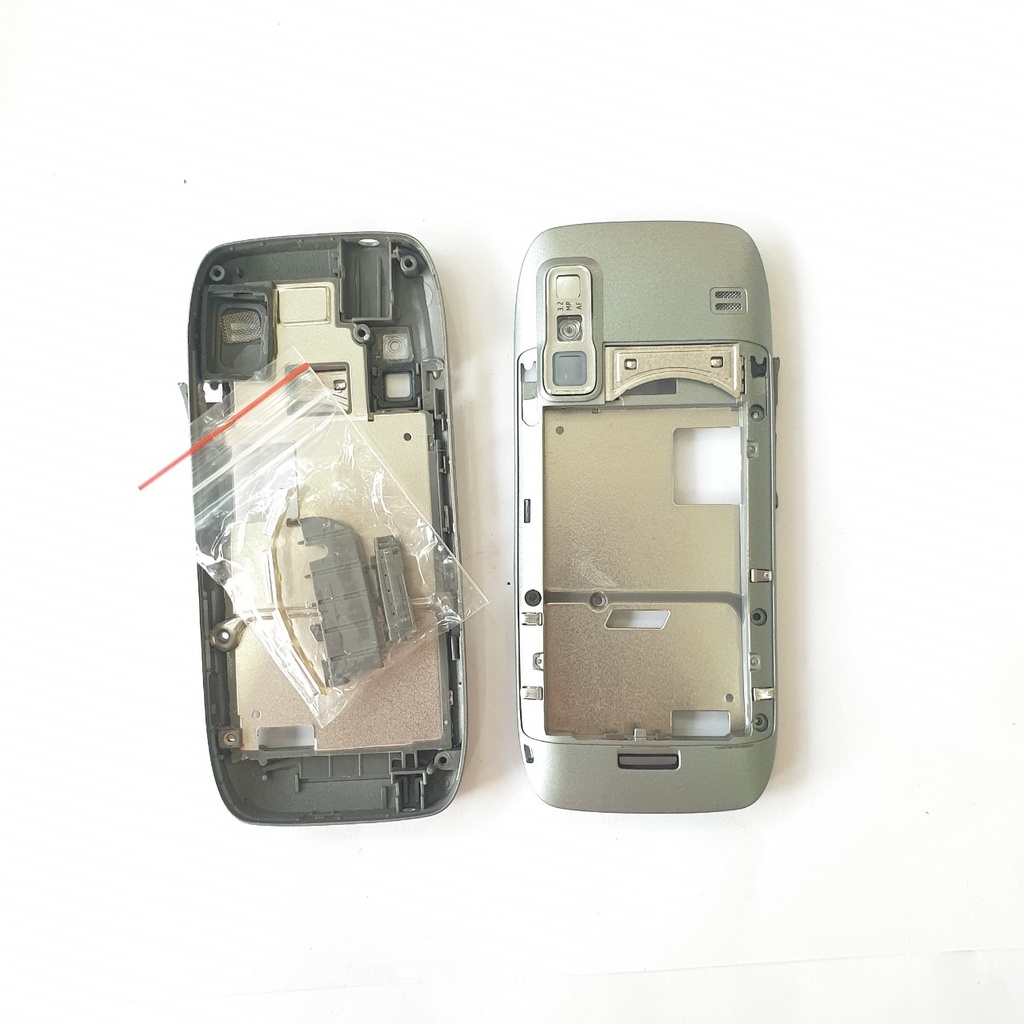 Sườn Nokia E75