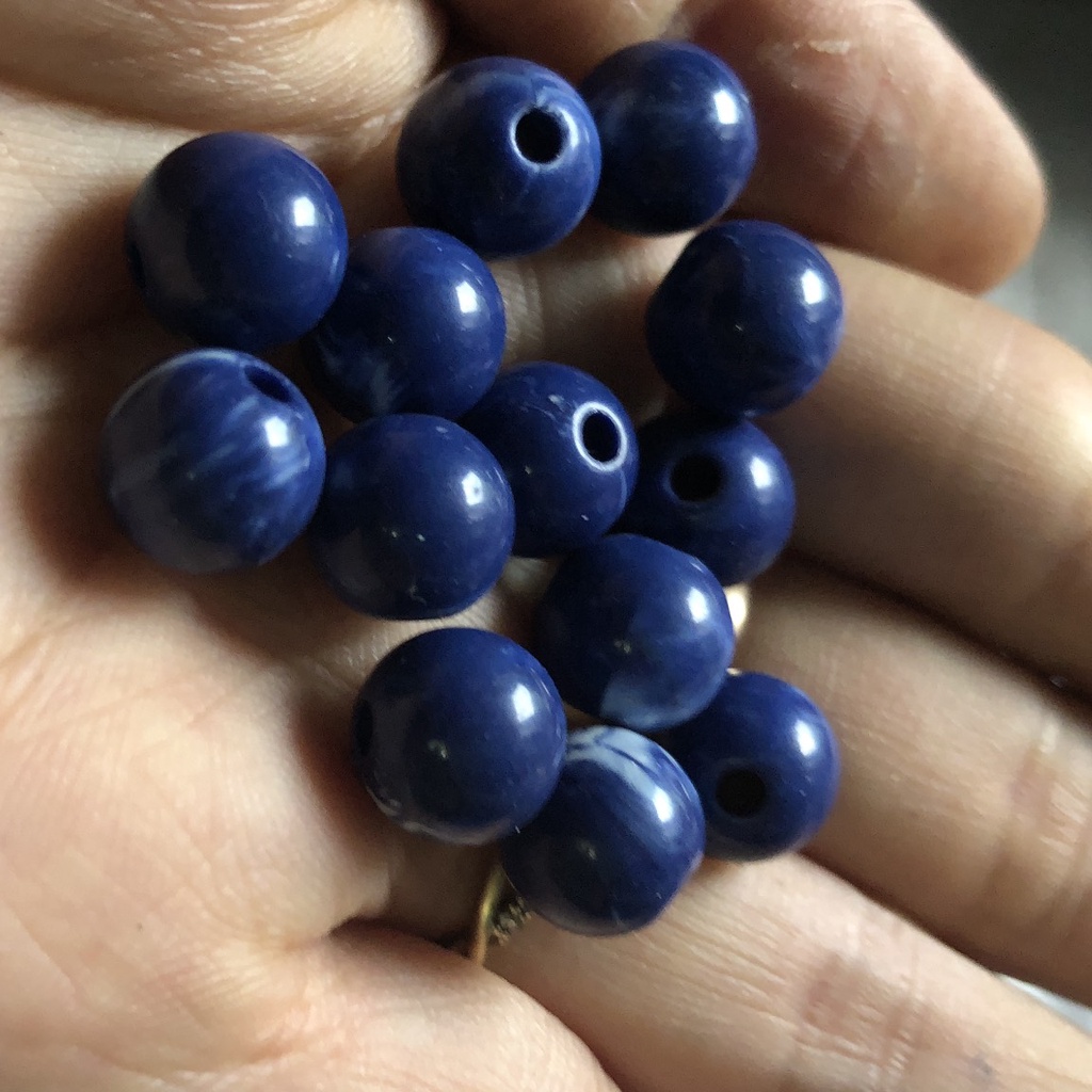 Sale thanh lý 10-25gam hạt nhưa 8mm-10mm đủ màu