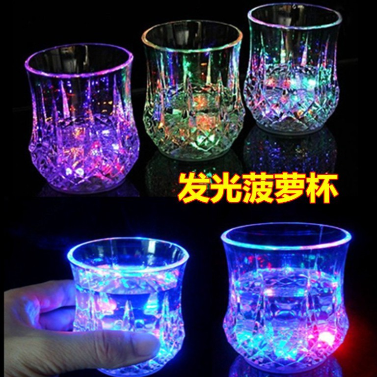 Cốc đèn Led phát sáng nhiều màu đổ nước tự sáng-Ly phát sáng đèn led 7 màu