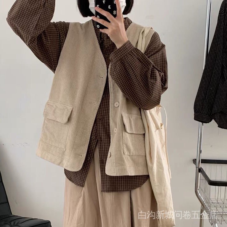 Quần yếm nhung kẻ dáng rộng phối túi phong cách Retro nhật bản dành cho nữ