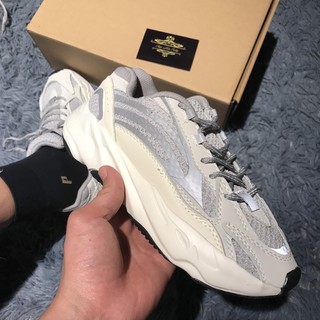 Giày Sneaker YZ 700 Nam Nữ Full Phản Quang Static [FREE SHIP + BOX]