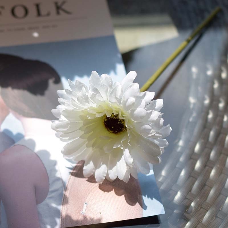 1 Nhánh Hoa Giả Để Bàn Trang Trí Nhà Cửa/Tiệc Cưới/Phòng Khách