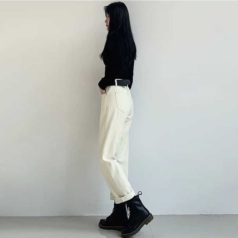 Quần kaki dáng baggy lưng cao