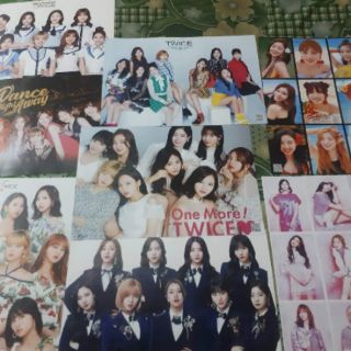 Poster 10k Wanna One, Twice