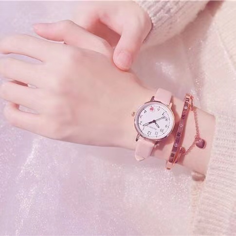 Đồng Hồ Nữ Dây Da Mặt Hình Trái Tim Thời Trang Sang Trọng