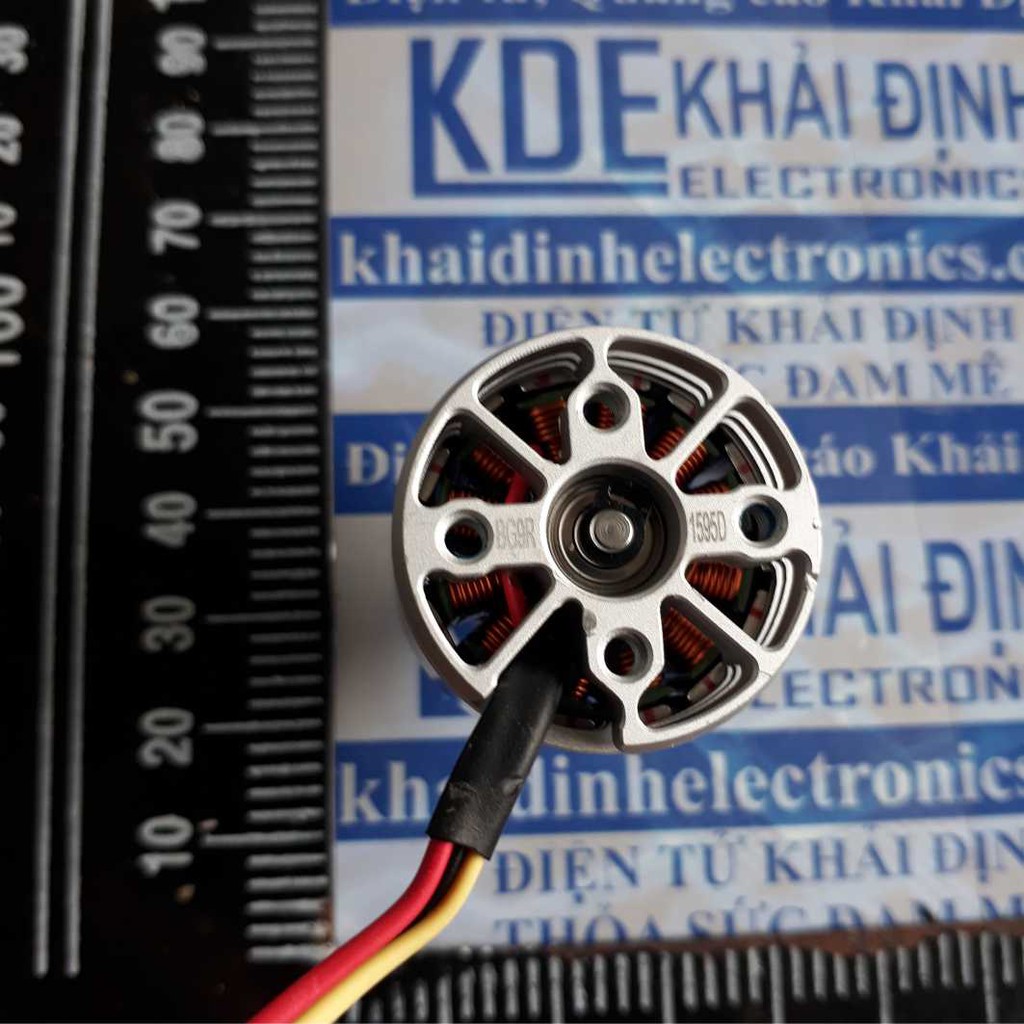 ĐỘNG CƠ BRUSHLESS KHÔNG CHỔI THAN UAV MOTOR DJI Phantom 3 2312A 14.8V 800kv 60g kde3853