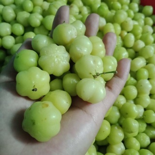 mứt chùm ruột chua ngọt