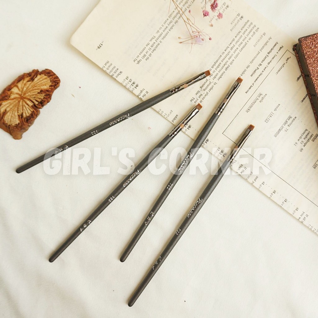 Cọ eyeliner Piccasso 722 Small Angled Fine Eyeshadow Eyeliner Brush