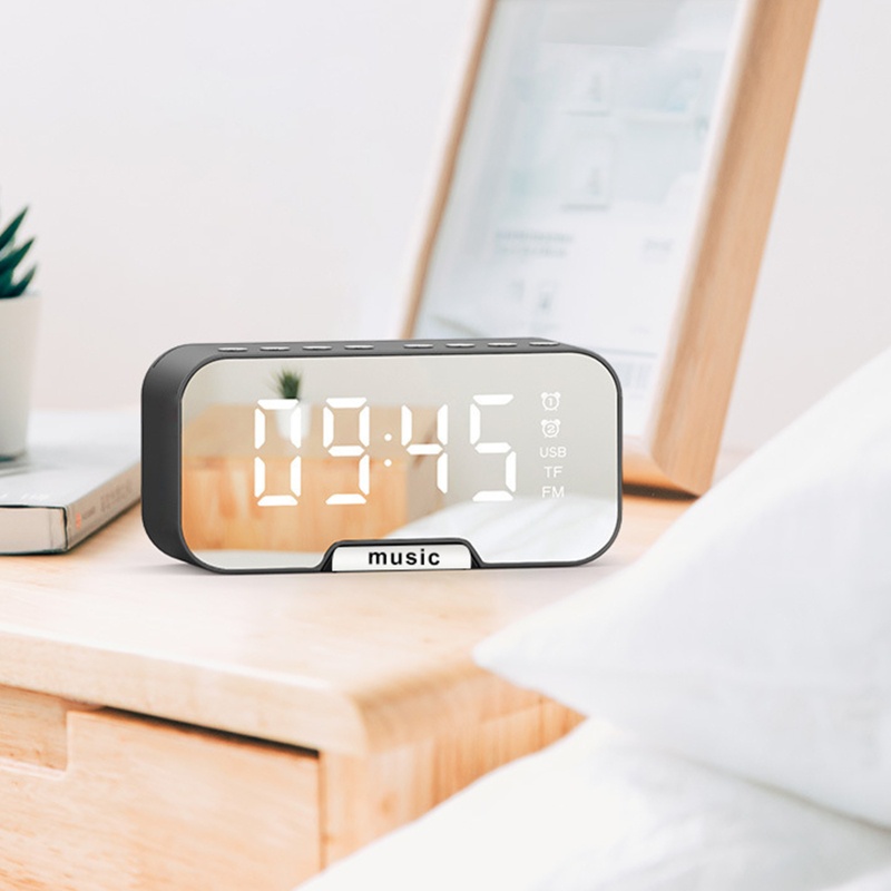 Loa Bluetooth Kỹ Thuật Số Không Dây Tích Hợp Đài FM / Đồng Hồ Báo Thức Màn Hình LED Sạc USB Cho Điện Thoại