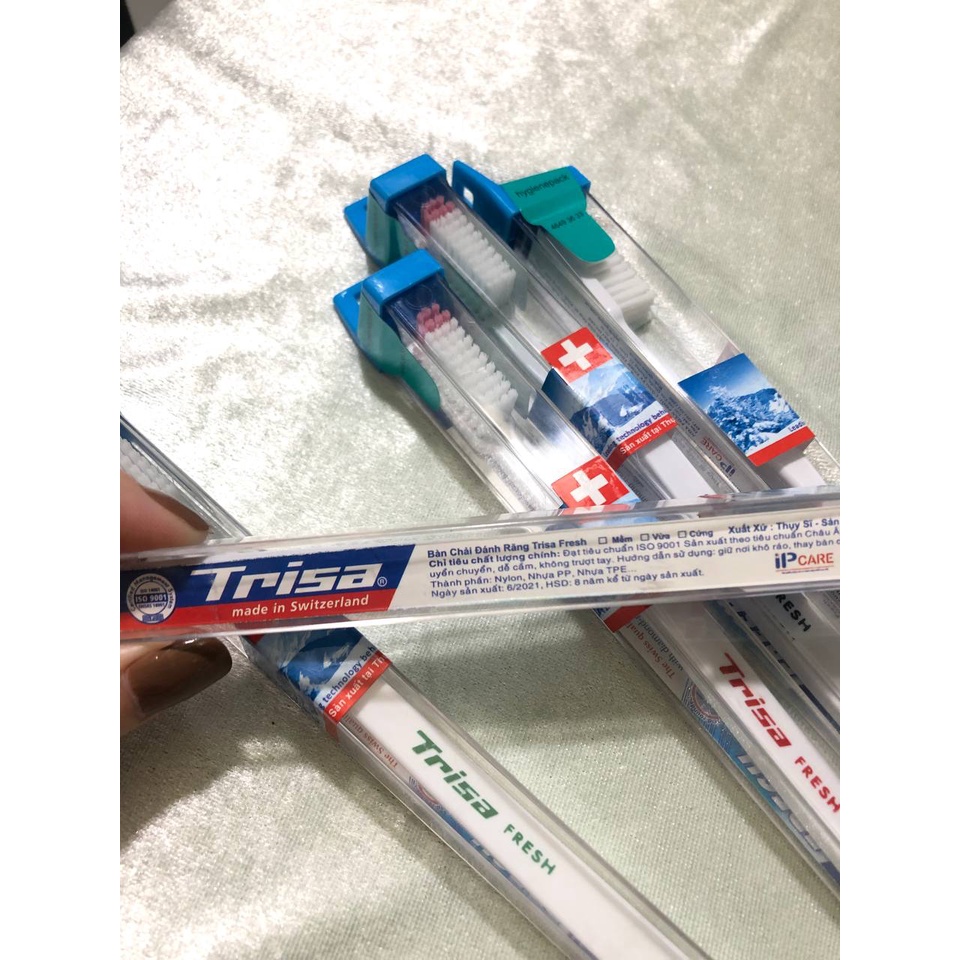 Bàn chải đánh răng trisa