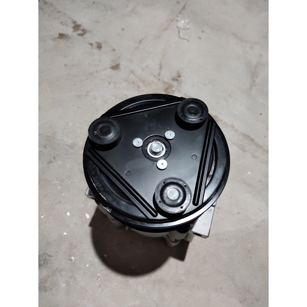 Lốc điều hoà F1202 lắp xe Ford Transit đời 2001-2006