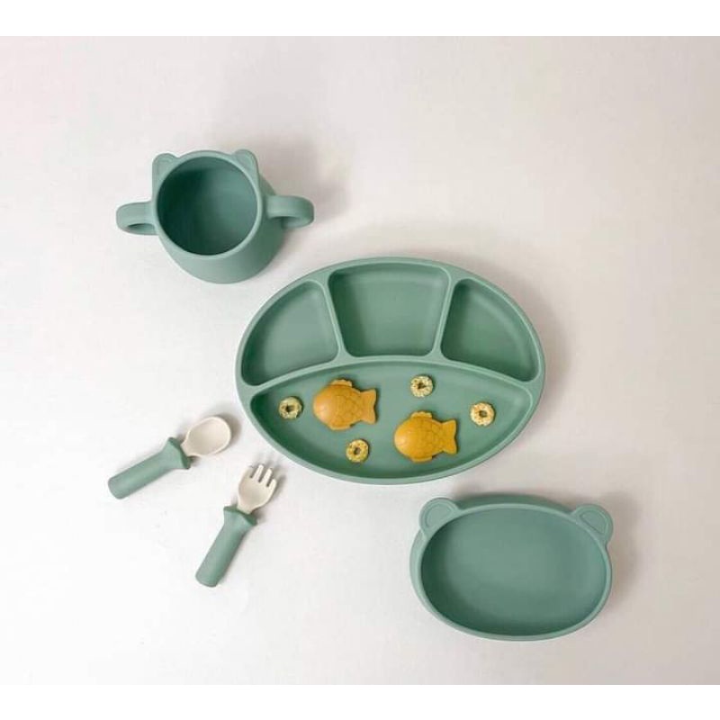 Khay ăn dặm chia ngăn Bluemama