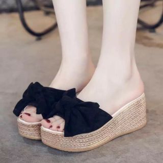 Dép cói đế xuồng