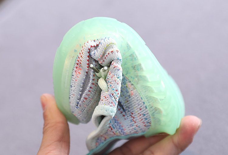 Giày Thể Thao Có Đèn Led Cho Bé Từ 1-8 Tuổi