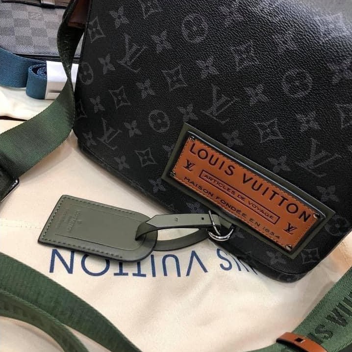 💼HIGH FASHION💼 Túi cặp đeo chéo Louis Vuitton vân hoa tag da cặp Nam châm like Authentic Fullbox PLD